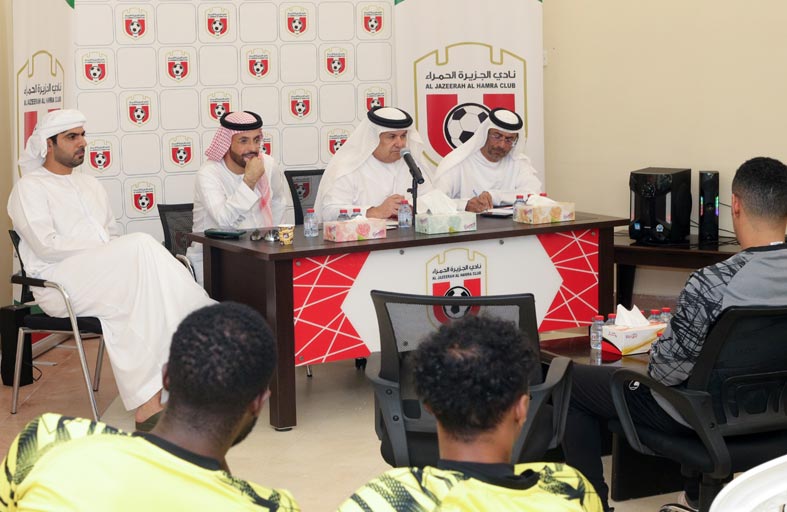 الجزيرة الحمراء يطوي صفحة تراجع النتائج 