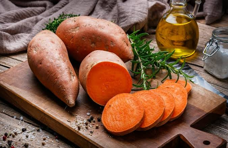 البطاطا الحلوة قد تسبب مشكلات صحية رغم فوائدها المذهلة