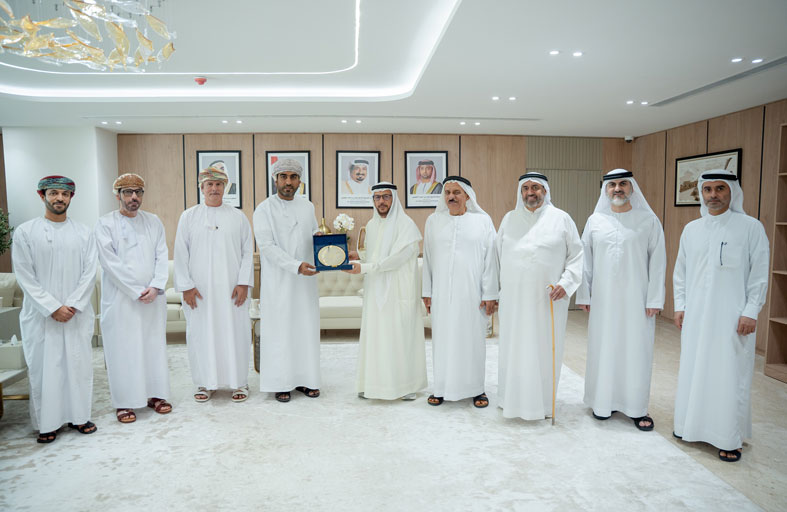 غرفة عجمان وغرفة عُمان بشمال الباطنة تبحثان التعاون والشراكة الاقتصادية