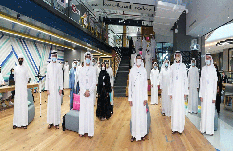 مركز دبي المالي العالمي يستضيف الدفعة الأولى من الطلبة الإماراتيين ضمن برنامج الاقتصاديين الشباب 