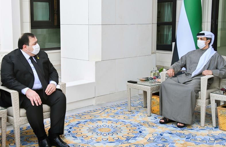 رئيس الدولة ومحمد بن زايد يتلقيان رسالتين من رئيس تركمانستان