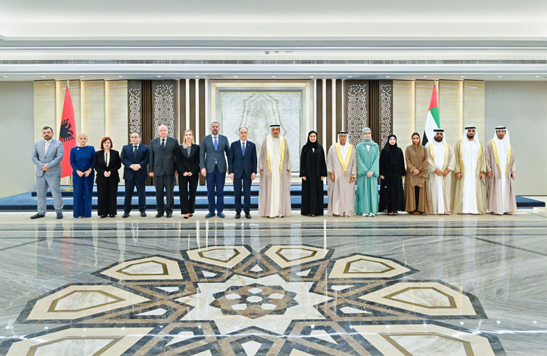 صقر غباش يلتقي رئيس ألبانيا ويؤكد أهمية تعزيز التعاون البرلماني والاستراتيجي بين البلدين