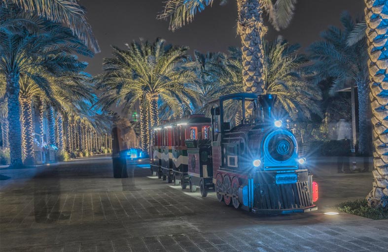حديقة أم الإمارات تعيد افتتاح النوافير التفاعلية وجولات القطار أمام الضيوف