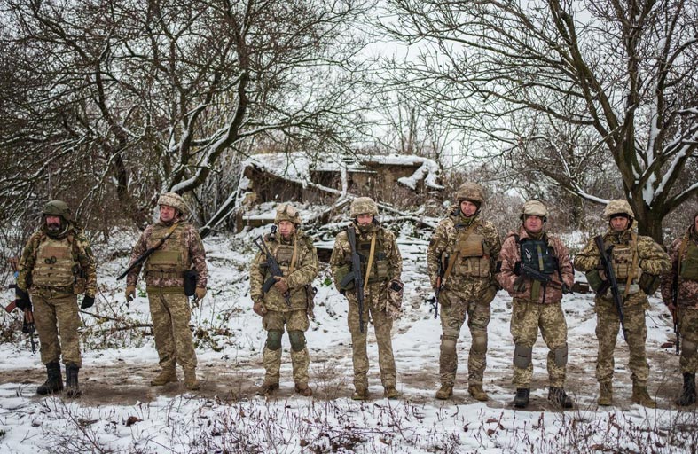 أوكرانيا بحاجة لجنود إضافيين والتعبئة غير شعبية