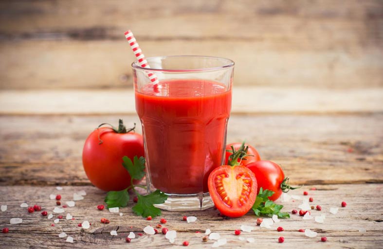 عصير الطماطم  يقي من عوامل خطر الإصابة بالنوبات القلبية!