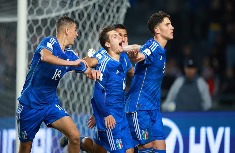 إيطاليا تفوز على كولومبيا وتتأهل لنصف نهائي مونديال الشباب