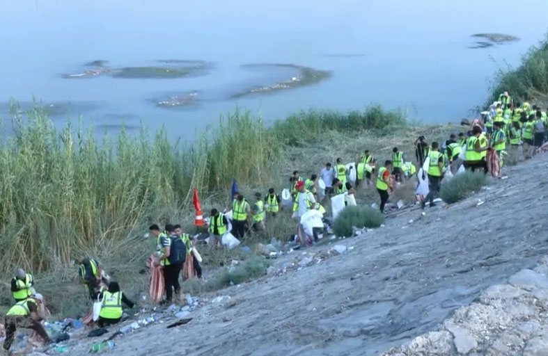 مبادرة شبابية لتنظيف ضفاف نهر دجلة