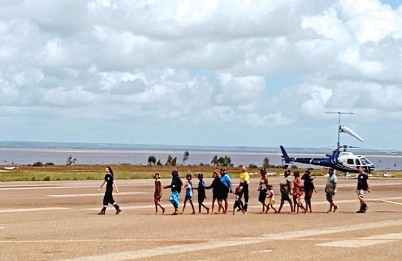 أستراليا تشهد فيضانات قياسية وعزل عدة بلدات غرب البلاد 