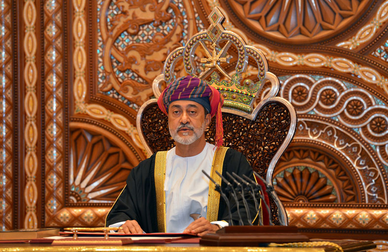 الحكام يهنئون سلطان عمان بذكرى اليوم الوطني