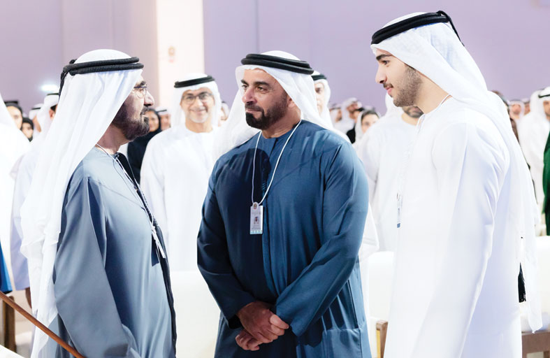 بحضور محمد بن راشد.. سيف بن زايد يكرم فرق الاتحاد المتميزة 