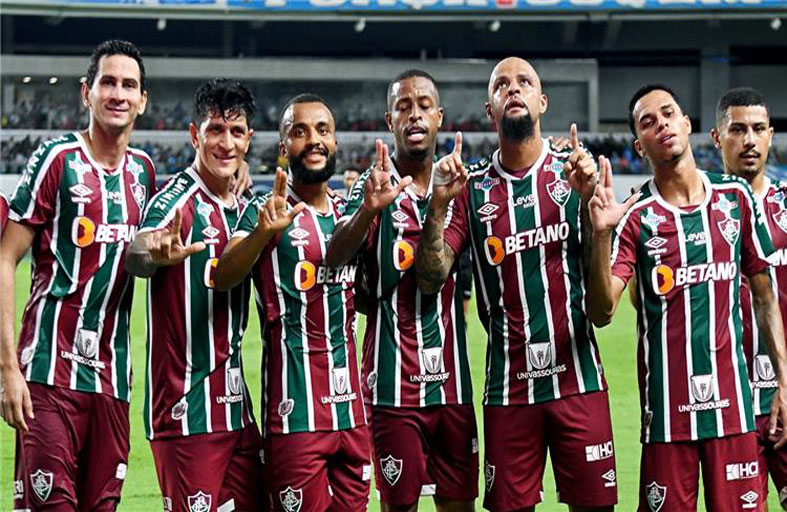 الدوري البرازيلي: فلومينينسي يهزم بالميراس