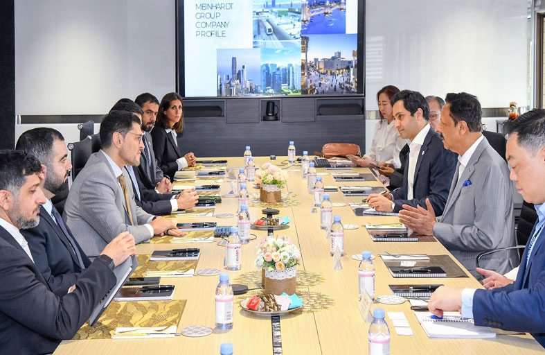 ‎وفد من دائرة البلديات والنقل يبحث في سنغافورة تعزيز التعاون والشراكة في التنمية الحضرية والنقل المستدام