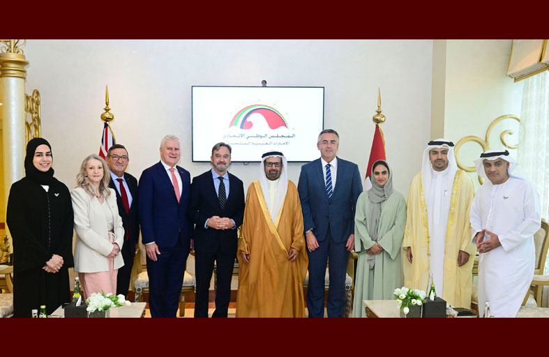 علي راشد النعيمي يلتقي وفد لجنة الصداقة البرلمانية الأسترالية الإماراتية 