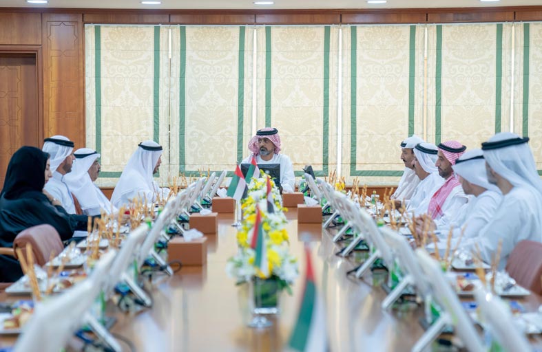 عمار النعيمي يترأس اجتماع مجلس إدارة غرفة تجارة وصناعة عجمان الجديد