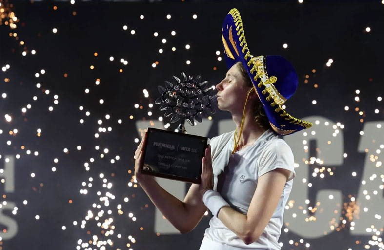 الإسبانية بوكشا تهزم فريخ وتحرز باكورة ألقابها 