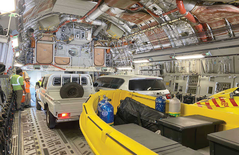 وصول فريق الإمارات للبحث والإنقاذ إلى ليبيا