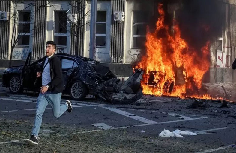 قصف كييف.. روسيا تكثف ضغطها وأوكرانيا تراهن على دعم الغرب