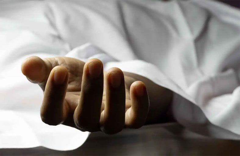 شغّل الآلة بالخطأ..  ابن يتسبب بوفاة والده