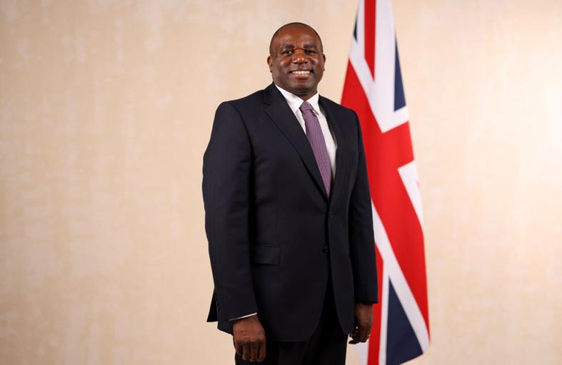 وزير الخارجية البريطاني يبدأ زيارة لأفريقيا