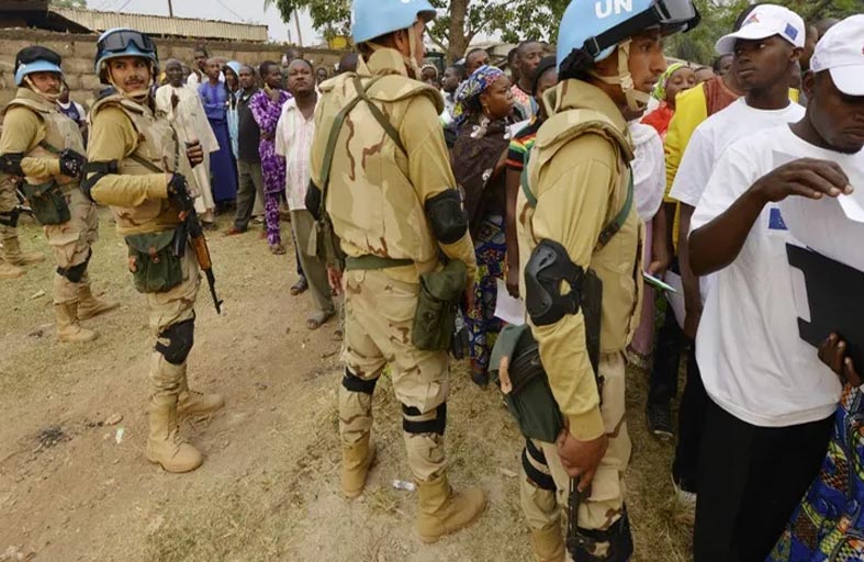 مقتل جنديين مصريين بعبوة ناسفة في مالي