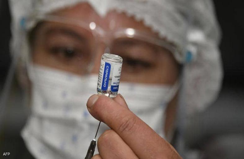 اللقاح أم الدواء؟ خبراء الصحة يكشفون خطأ مكلفا للأرواح