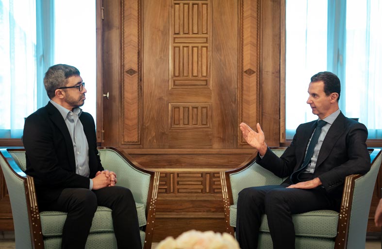 عبدالله بن زايد يبحث مع الرئيس السوري في دمشق التداعيات الإنسانية للزلزال ويزور المناطق المتضررة 