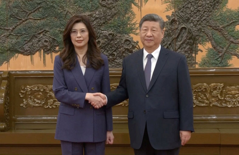 الصين تقدم حوافز لتايوان عقب زيارة زعيمة المعارضة 