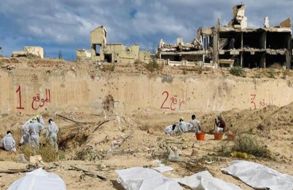 اكتشافات جديدة.. مقبرة جماعية لضحايا «داعش» في ليبيا