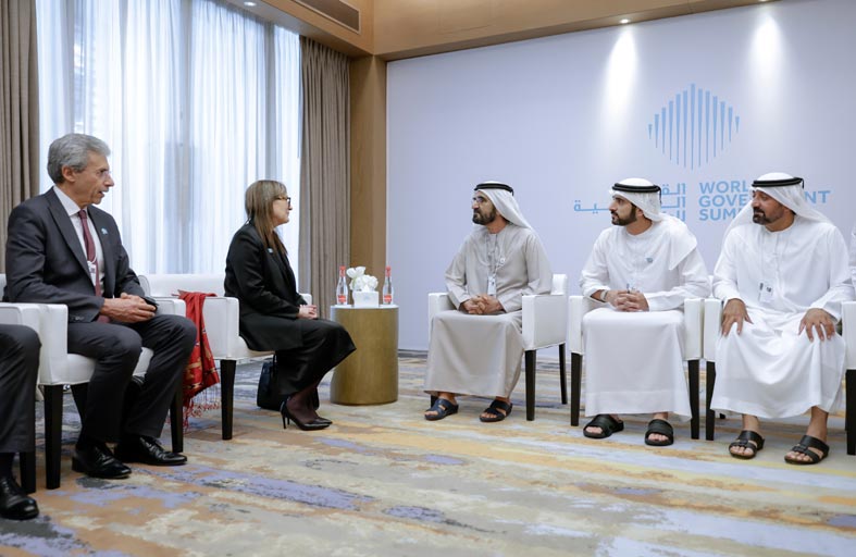 محمد بن راشد يلتقي رئيسة الحكومة التونسية على هامش القمة العالمية للحكومات