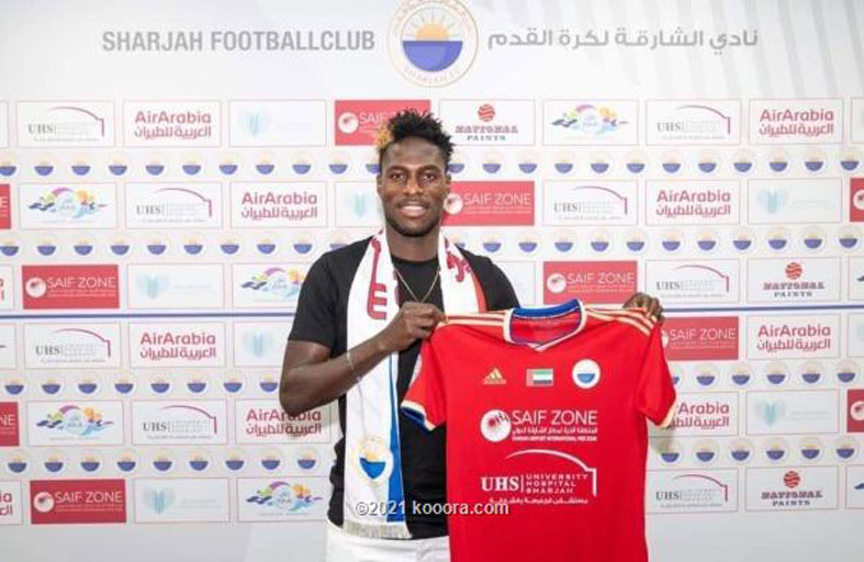 الرجاء يشعل غضب جماهيره.. والسبب مالانجو
