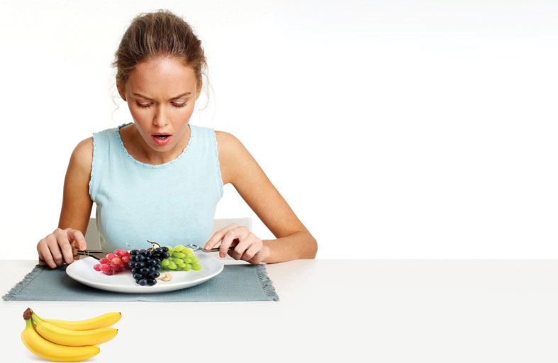 الموز أم العنب.. أيهما أغنى بالبوتاسيوم ومضادات الأكسدة لصحة أفضل؟