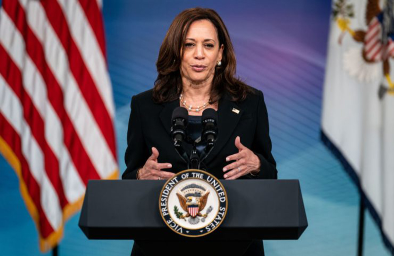 هكذا أطلق جو بايدن النار على كامالا هاريس...!