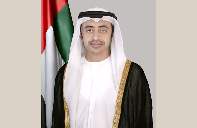 عبدالله بن زايد يجري اتصالات هاتفية مع وزيري  خارجية بريطانيا وإسرائيل وسيغريد كاج بشأن التطورات بالمنطقة