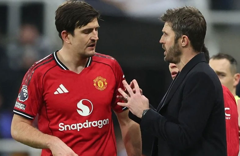 ماغواير: أسلوب كاريك الدفاعي أفضل من أموريم