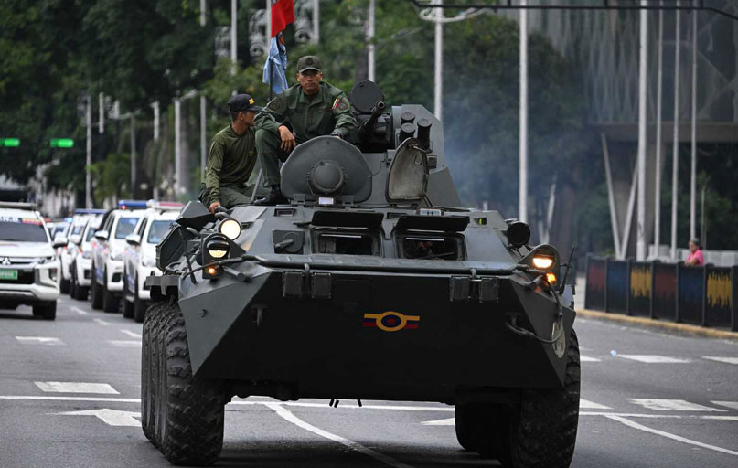 «لوموند»: الجيش الفنزويلي في أضعف حالاته وسط تصاعد الضغوط الأمريكية