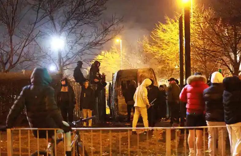 اعتقال 15 شخصا بعد تظاهرة مناهضة للاجئين في بريطانيا 