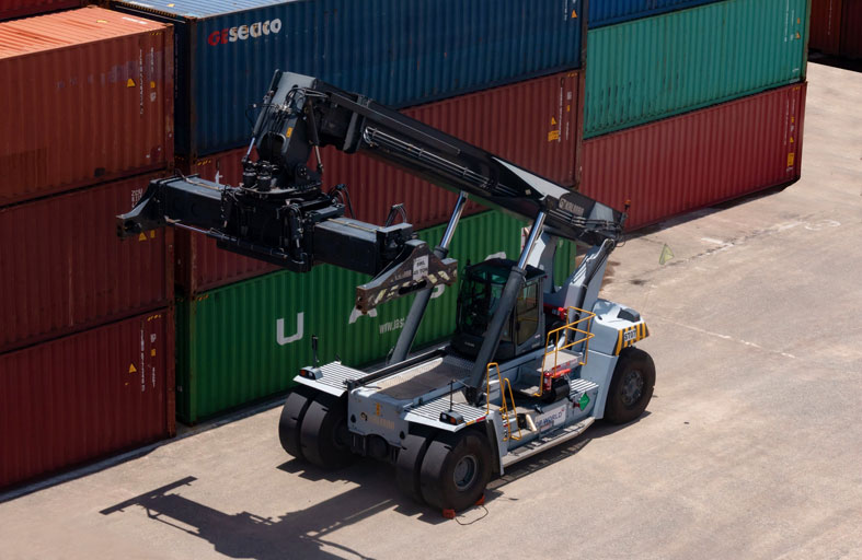 دي بي ورلد تستثمر 500 مليون دولار بهدف خفض انبعاثات الكربون خلال 5 سنوات