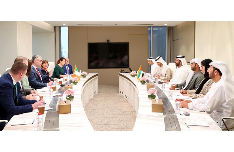 الإمارات وإيرلندا تبحثان تحفيز الاستثمارات المتبادلة في المشروعات الناشئة الابتكارية والاقتصاد الدائري والسياحة
