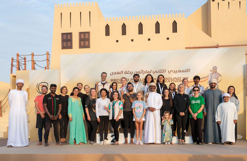 اختتام التمهيدي الثاني لماراثون رحلة الهجن بمشاركة 27 متسابقا من 18 جنسية 