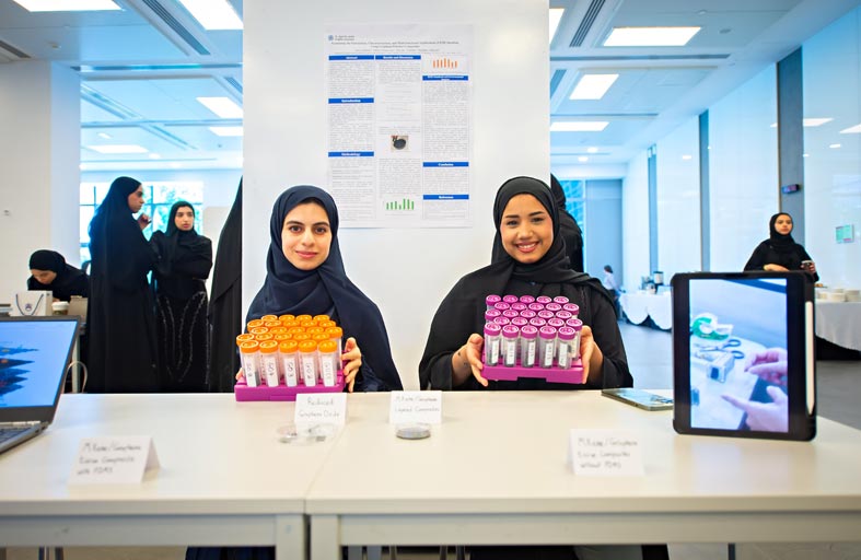 معرض الابتكار في جامعة خليفة يحتفى بـ45 مشروعاً مبتكراً للطلاب