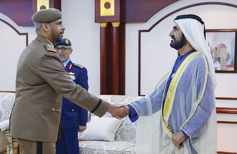 محمد بن راشد يؤكد أهمية إعداد الكوادر العسكرية القادرة على التعامل بكفاءة مع المتغيرات المحيطة  