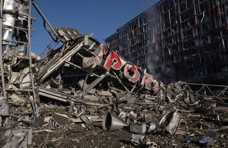 محرقة أوكرانيا.. سبيل أوروبا لتفريغ أسلحته القديمة