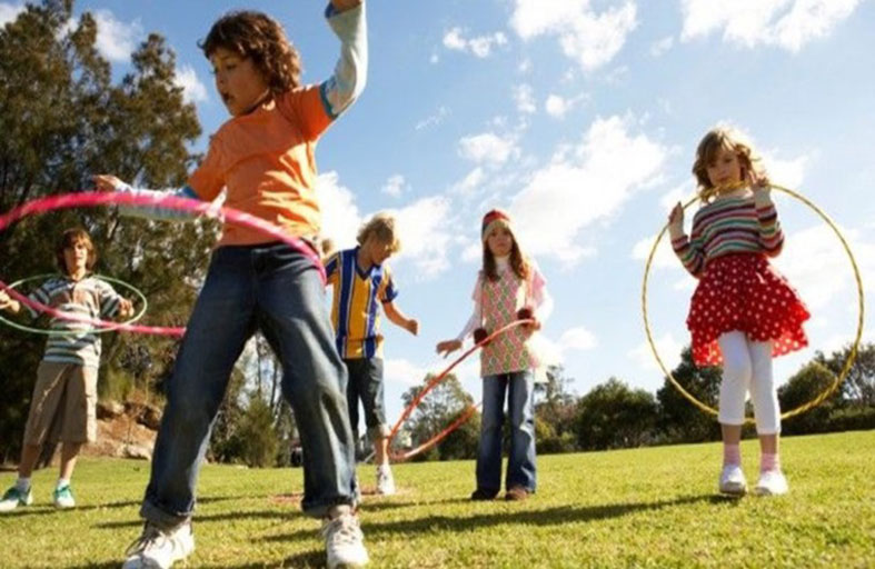 كيف يمثل نشر الصور خطراً على الأطفال؟