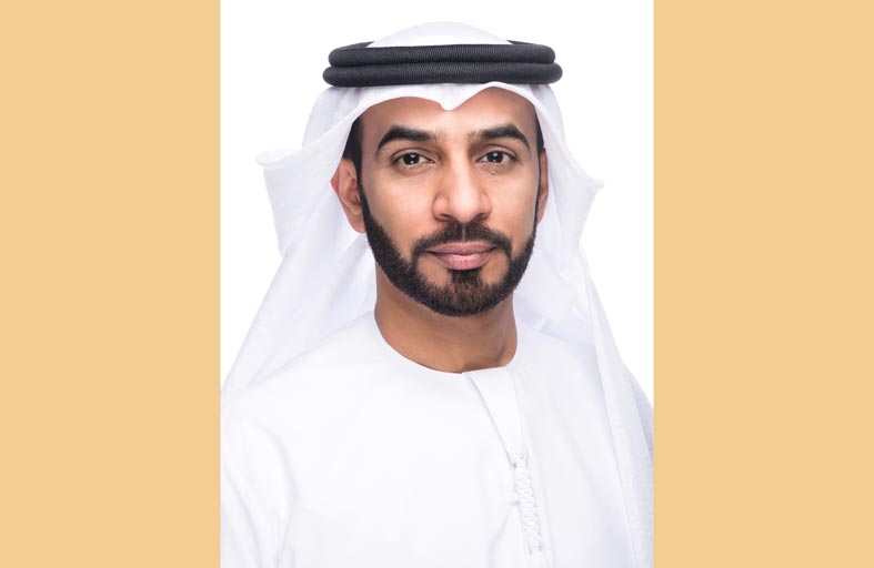 علي بن حرمل الظاهري: مسيرة المرأة الإماراتية ناصعة ومنجزاتها خالدة