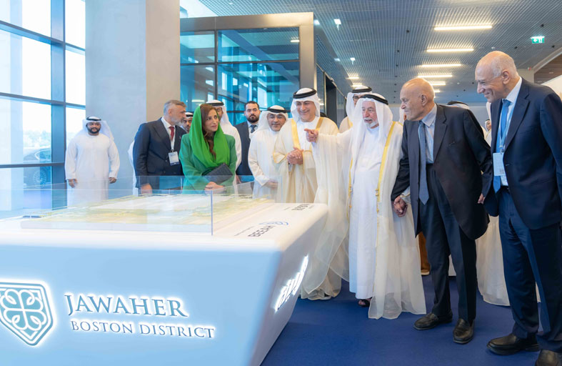 سلطان القاسمي يشهد انطلاق سلسلة منتدى «الشارقة محطة المستقبل: الرعاية الصحية»