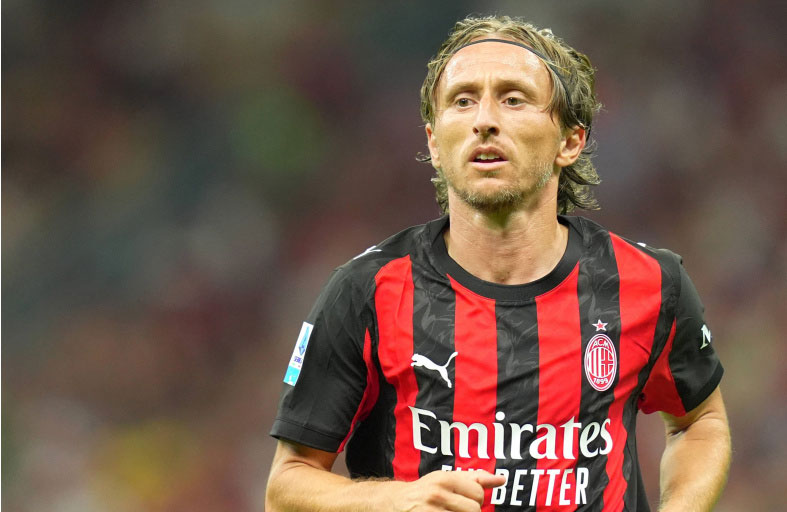 «الملكي» يتحسر على رحيل «الأمير»