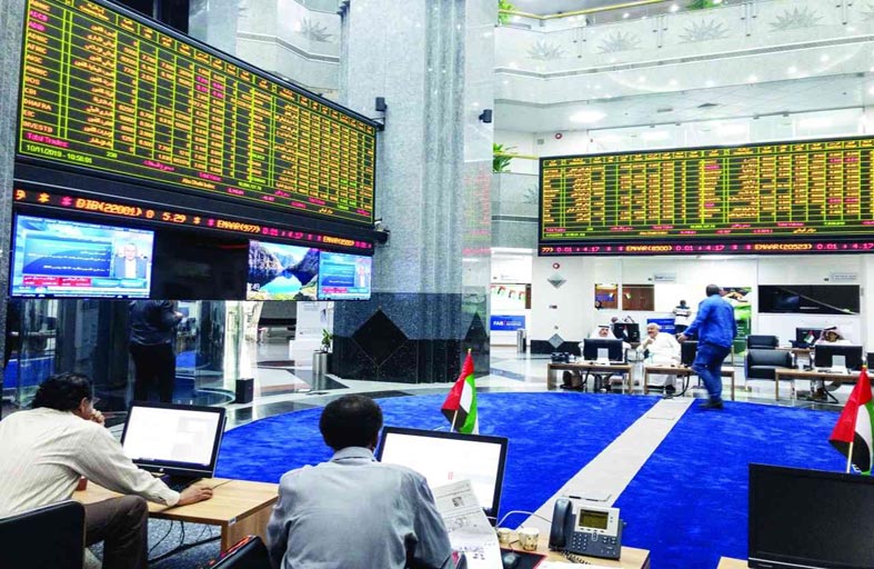 أسواق الأسهم ترفع مكاسبها إلى 8 مليارات درهم بقيادة البنوك