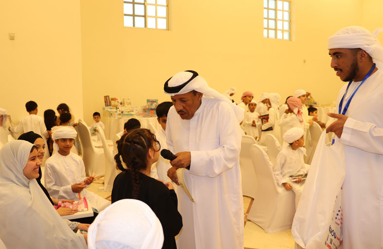 مجلس أولياء أمور الطلبة بدبا الحصن وجمعية المعلمين يشجعان الفكر والمعرفة والشراكة المجتمعية في مسابقة كنوز معرفية 