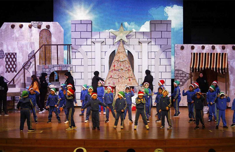 لبنان يحتفل بأكبر شجرة ميلاد مصنوعة من الصابون 