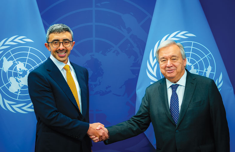 عبدالله بن زايد يلتقي الأمين العام للأمم المتحدة في نيويورك